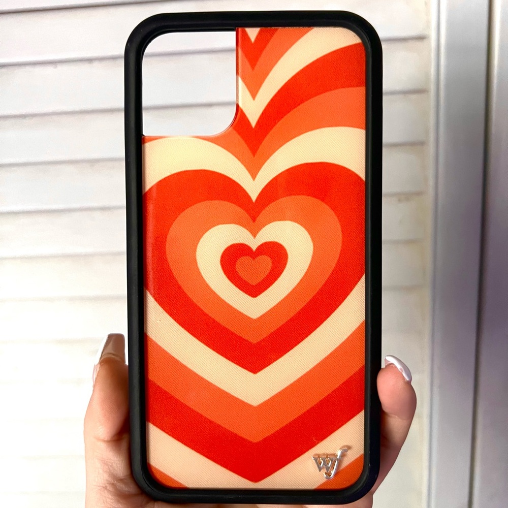 WildFlower iPhone 11 Heart Case🤍